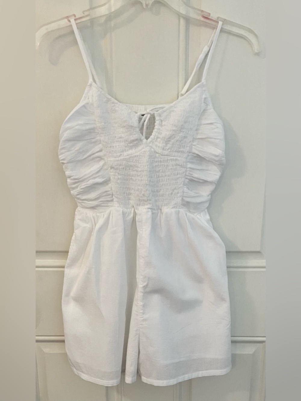 Aerie White Gauze Romper - Breezy Knot Tie Front - Smocked - Pockets -Size XS/TP
